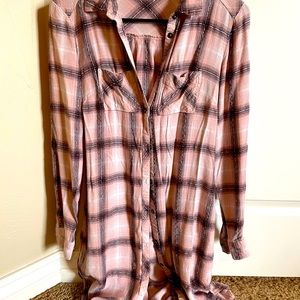Pink duster shirt